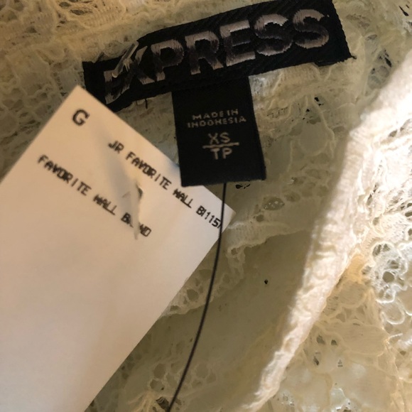 Express white lace top.NWT size xs - Picture 3 of 3